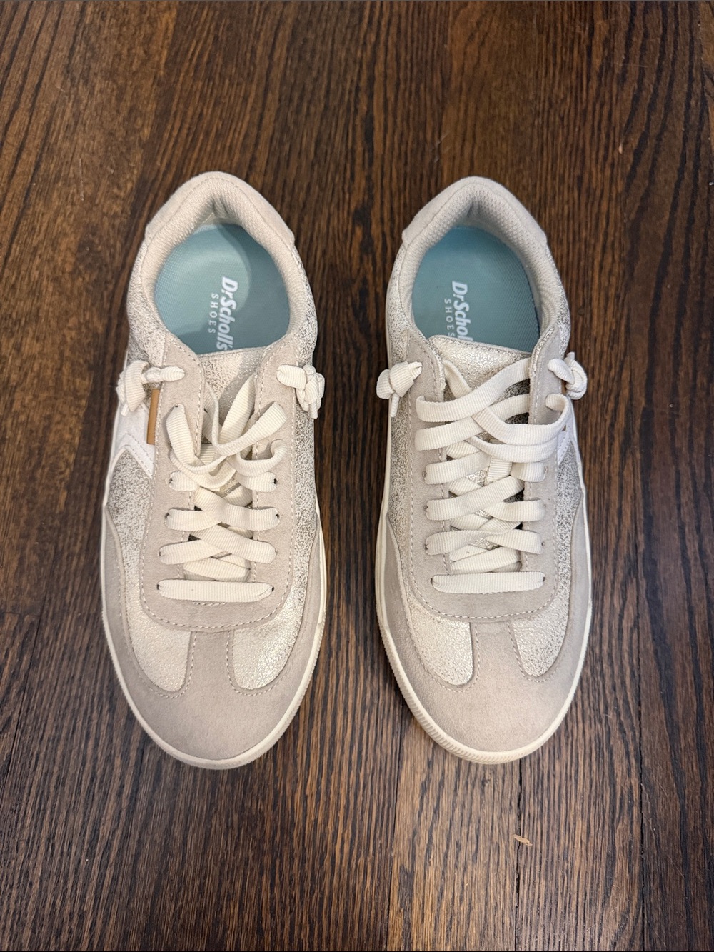 Dr. Scholl's Women's Cream and Silver Lace-Up Fashion Sneakers size 7